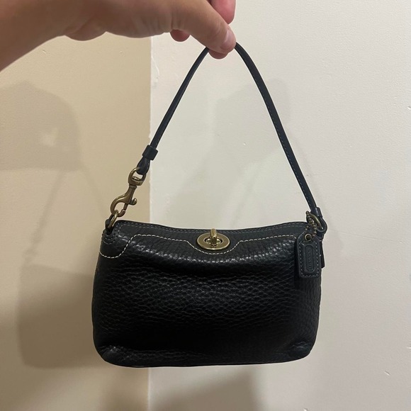 Handbags - Y2K 2000s Coach Black Pebbled Leather Legacy Turn-Lock Mini Bag / Wristlet